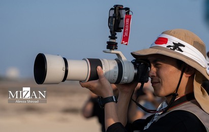 حضور عکاسان ژاپنی در دوازدهمین نمایشگاه صنعت هوایی و هوانوردی  ایران در جزیره کیش 